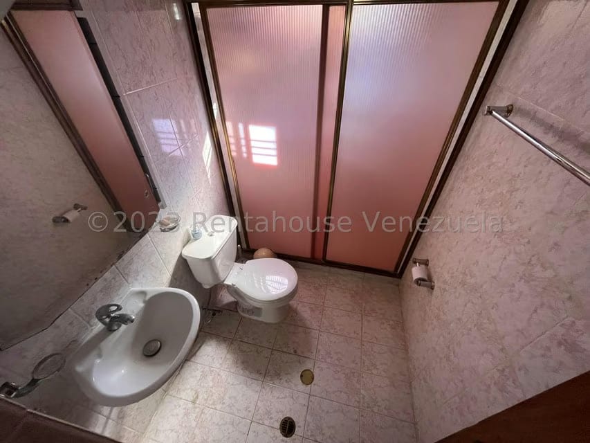 Casa (Multipes Niveles) en Venta en El Hatillo, Distrito Metropolitano - 34