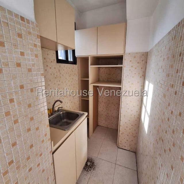 Comercial (Oficina) en Venta en Parroquia La Candelaria, Distrito Metropolitano - 10