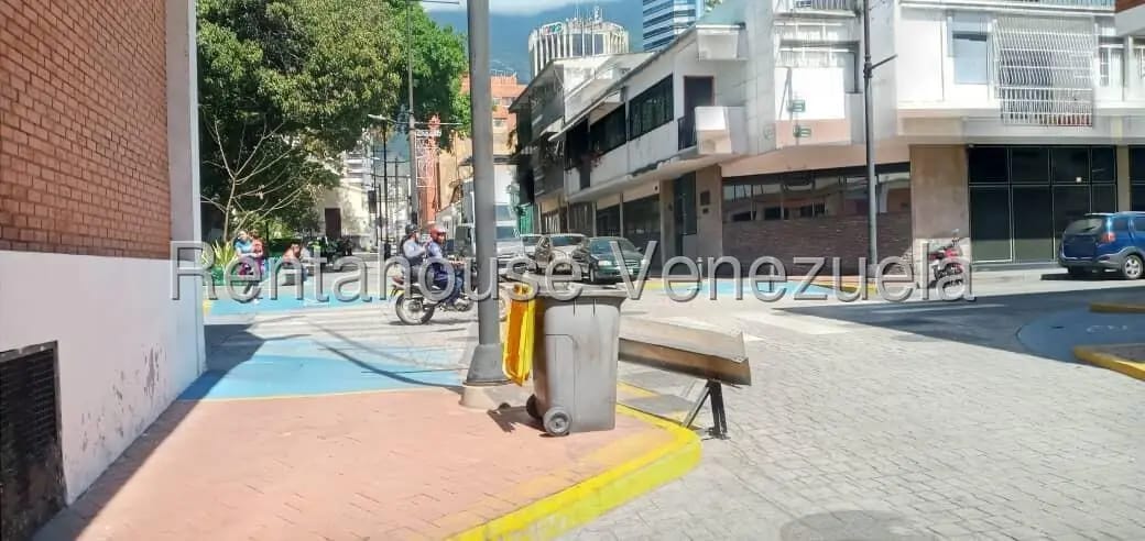 Comercial (Local Comercial) en Alquiler en Chacao, Distrito Metropolitano - 3