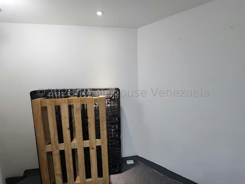 Comercial (Local Comercial) en Alquiler en Lomas de La Trinidad, Distrito Metropolitano - 7
