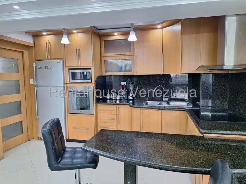 Apartamento (1 Nivel) en Venta en Avenida Fuerzas Aereas, Aragua - 12