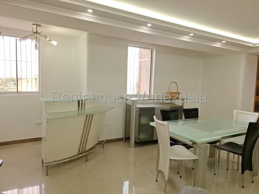 Apartamento (1 Nivel) en Venta en Avenida Fuerzas Aereas, Aragua - 23
