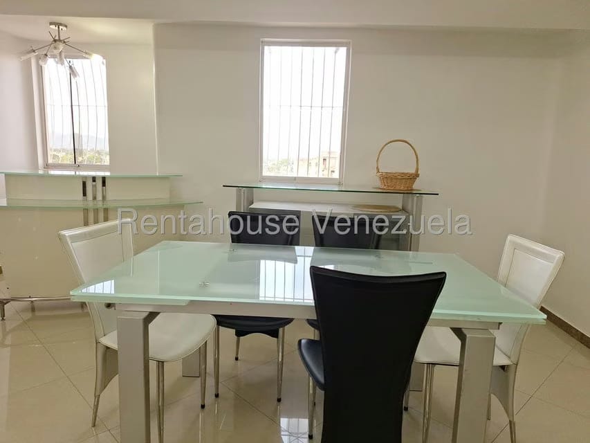 Apartamento (1 Nivel) en Venta en Avenida Fuerzas Aereas, Aragua - 26