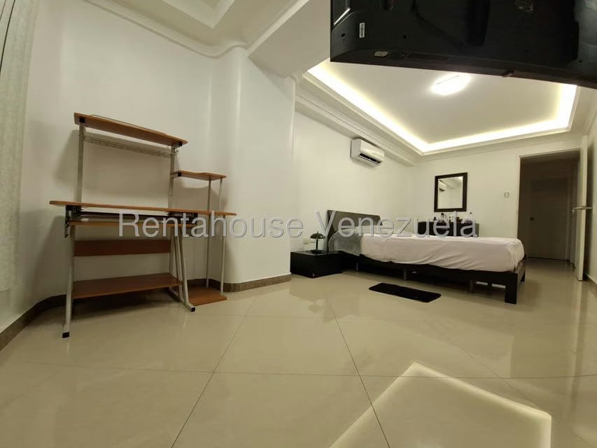 Apartamento (1 Nivel) en Venta en Avenida Fuerzas Aereas, Aragua - 35