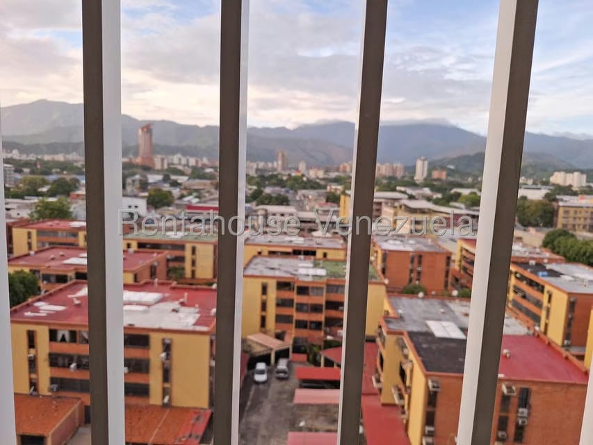 Apartamento (1 Nivel) en Venta en Avenida Fuerzas Aereas, Aragua - 43