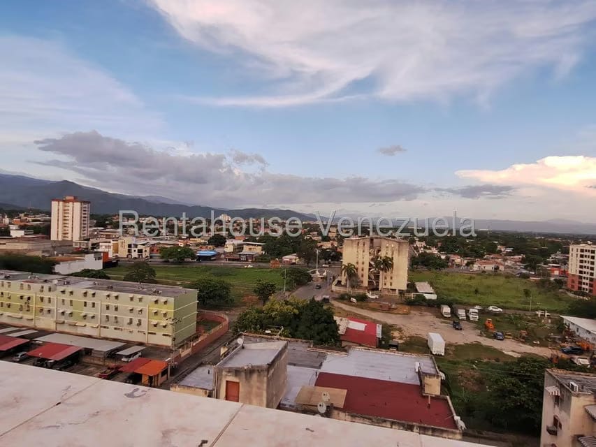 Apartamento (1 Nivel) en Venta en Avenida Fuerzas Aereas, Aragua - 48