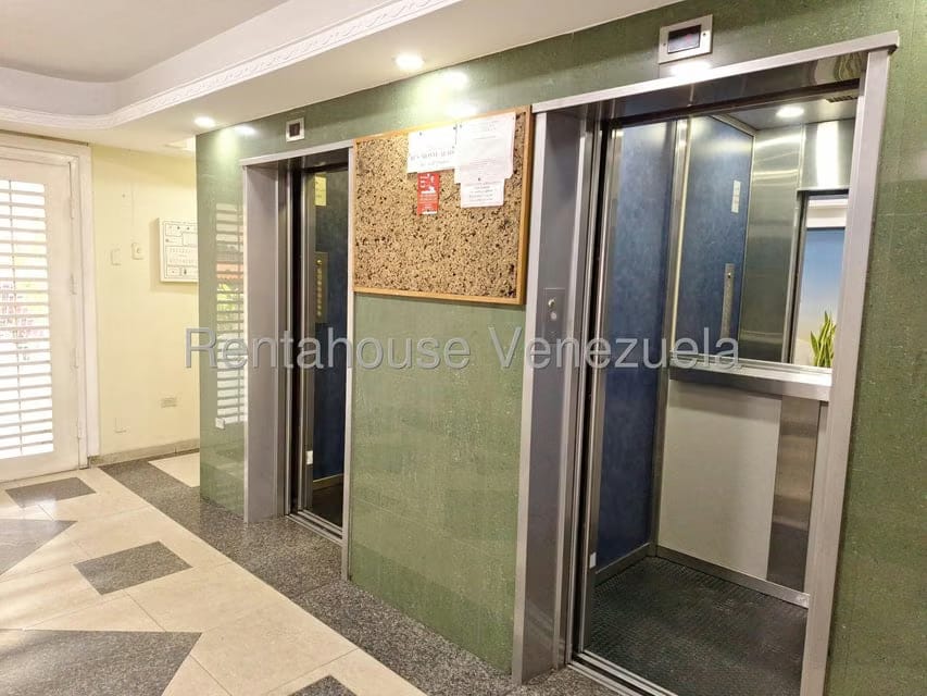 Apartamento (1 Nivel) en Venta en Avenida Fuerzas Aereas, Aragua - 50