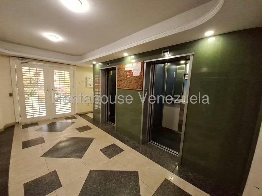 Apartamento (1 Nivel) en Venta en Avenida Fuerzas Aereas, Aragua - 51