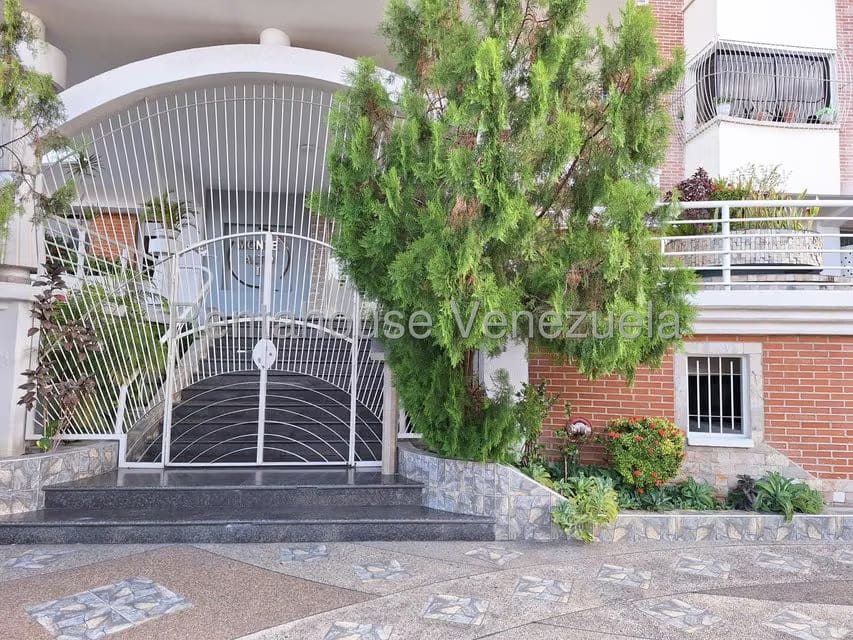 Apartamento (1 Nivel) en Venta en Avenida Fuerzas Aereas, Aragua - 57