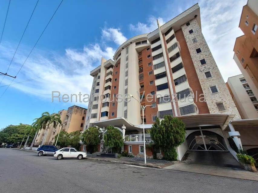 Apartamento (1 Nivel) en Venta en Avenida Fuerzas Aereas, Aragua - 64