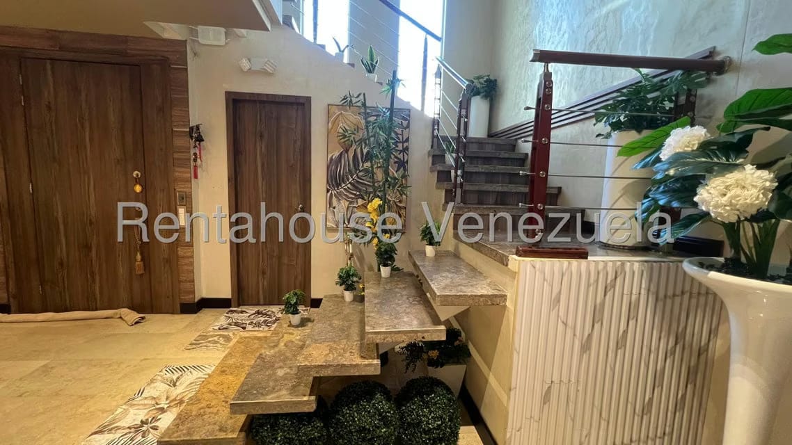 Townhouse (Multiples Niveles) en Venta en Lago Mar Beach, Zulia - 14