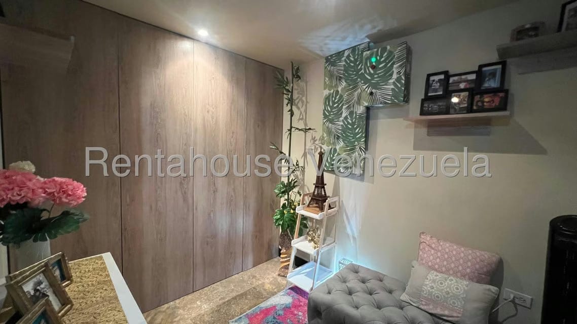 Townhouse (Multiples Niveles) en Venta en Lago Mar Beach, Zulia - 31