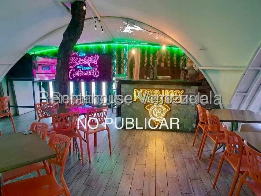 Comercial (Local Comercial) en Venta en La Castellana, Distrito Metropolitano - 2