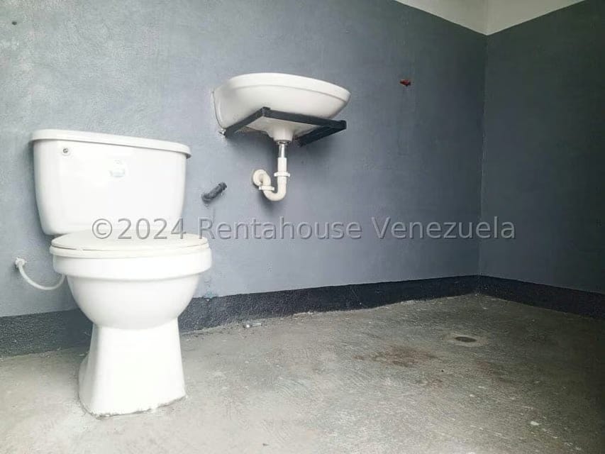 Comercial (Galpon - Deposito) en Alquiler en Parroquia Juan de Villegas, Lara - 11