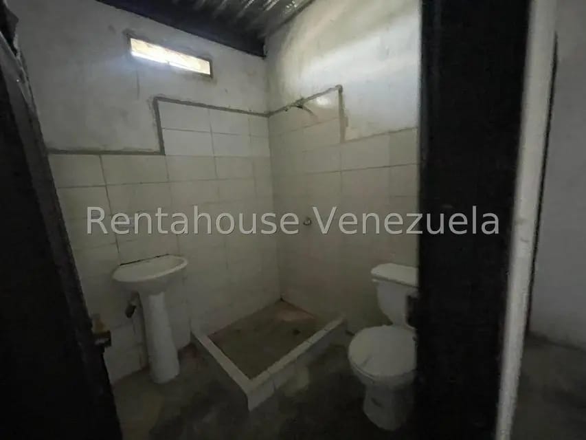 Comercial (Galpon - Deposito) en Alquiler en Miraflores, Portuguesa - 9