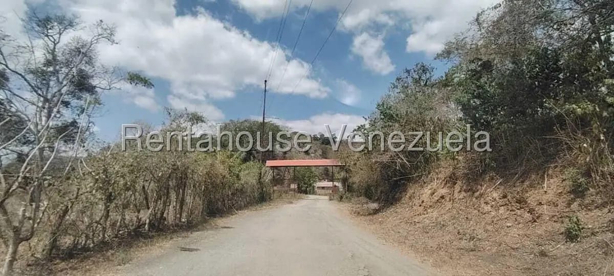 Terreno (Finca) en Venta en Parcelamiento Cortada del guayabo, Miranda - 28