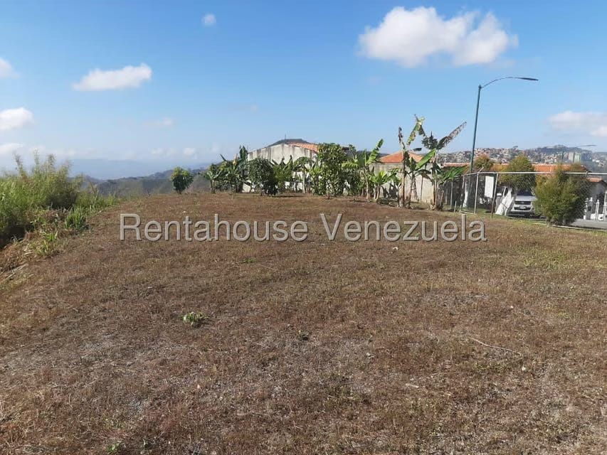 Terreno (Residencial) en Venta en Los Picachos, Miranda - 23