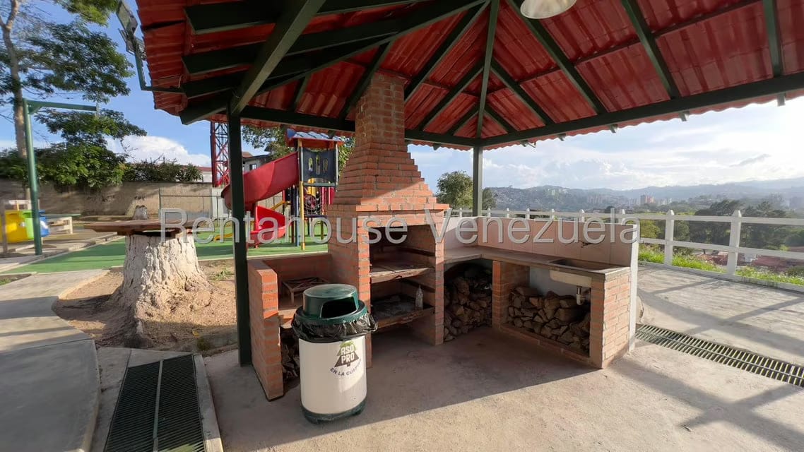 Terreno (Residencial) en Venta en Los Picachos, Miranda - 10