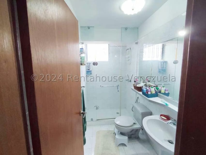 Apartamento (Multiples Niveles) en Venta en Las Acacias, Distrito Metropolitano - 24