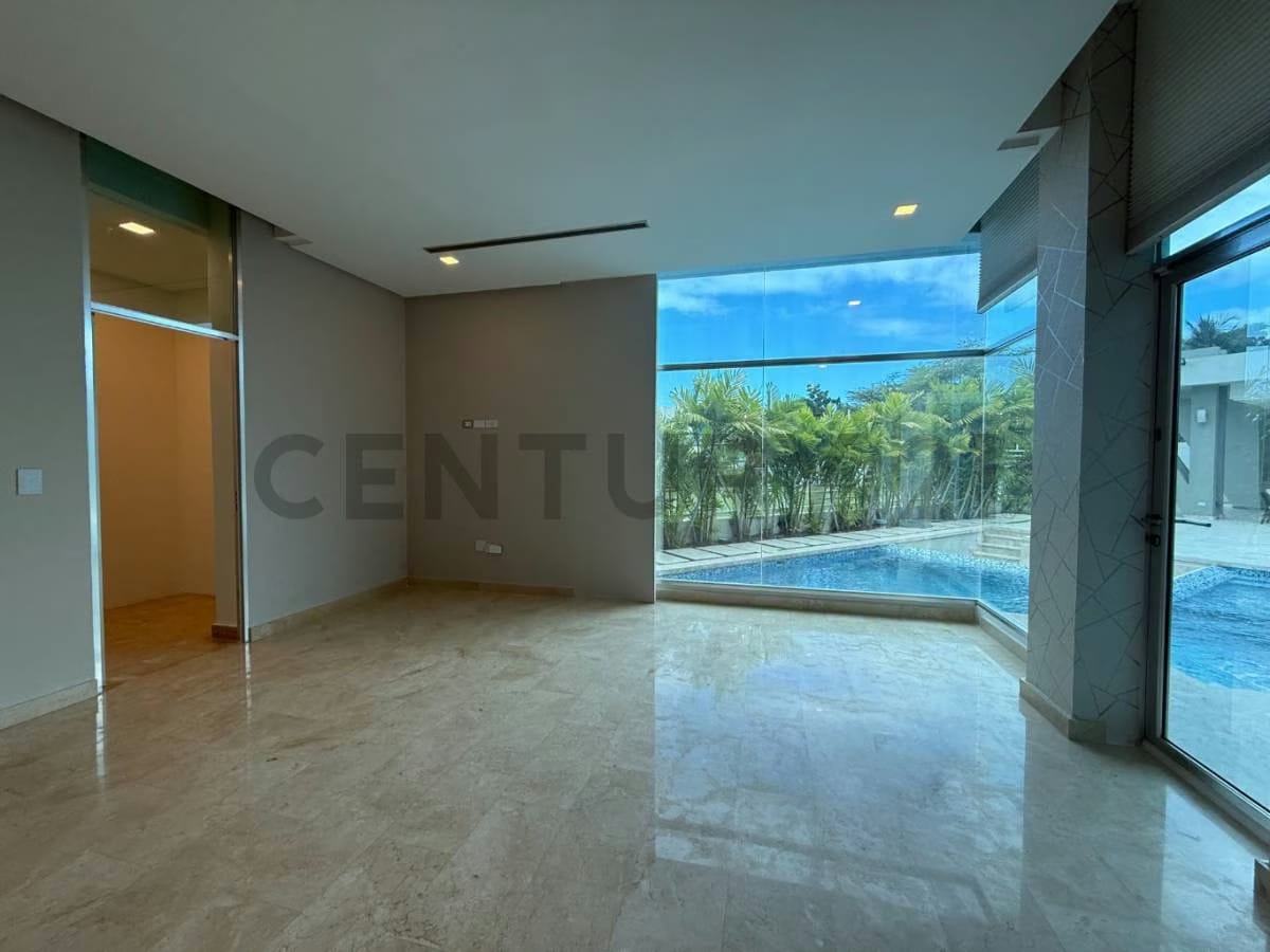 EN VENTA CASA VILLA EN C R LAS VILLAS LECHERIA - 12