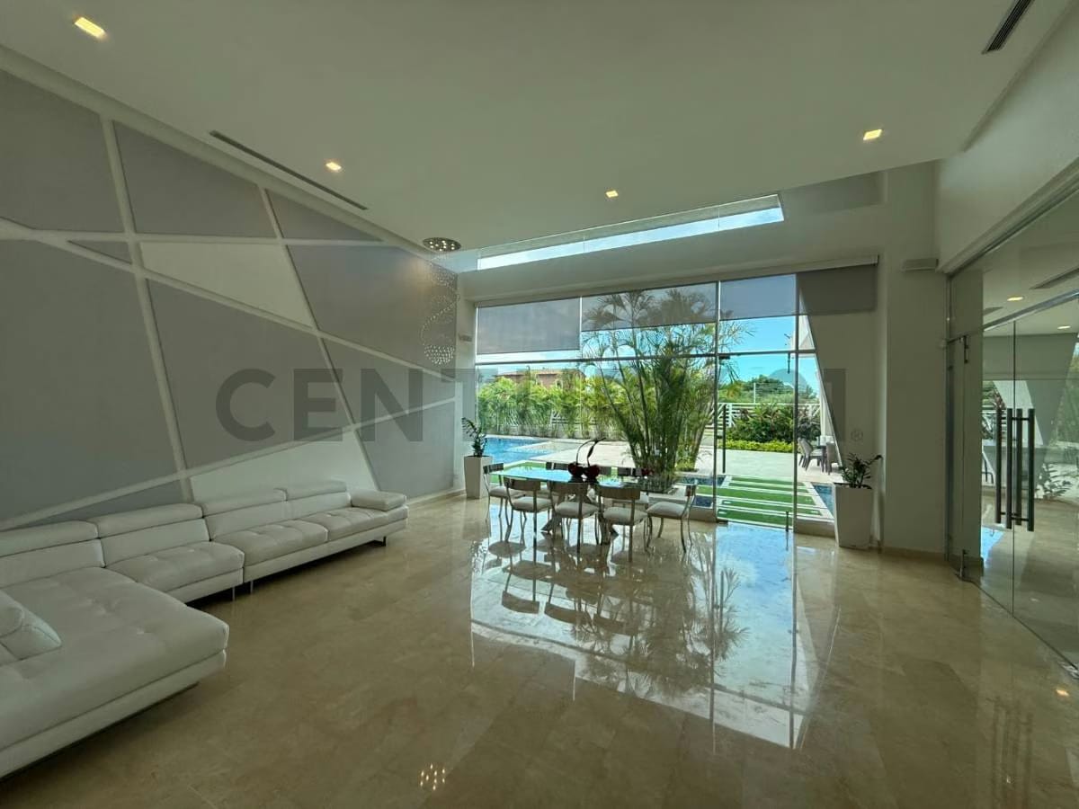 EN VENTA CASA VILLA EN C R LAS VILLAS LECHERIA - 4