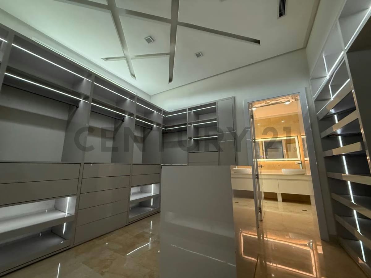 EN VENTA CASA VILLA EN C R LAS VILLAS LECHERIA - 10