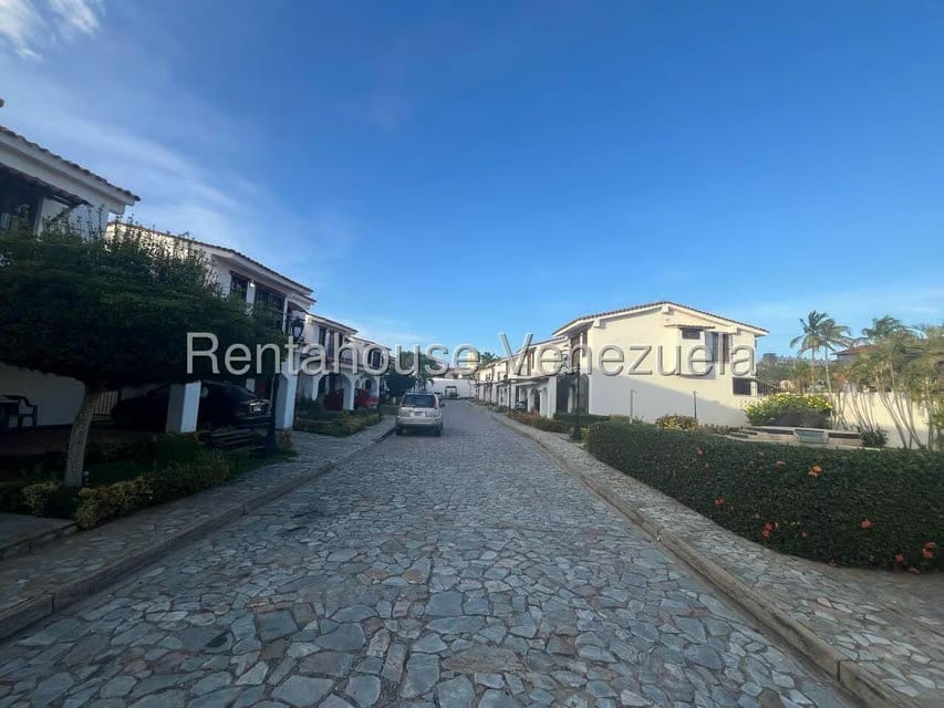 Townhouse (Duplex) en Venta en Playa el Angel, Nueva Esparta - 31