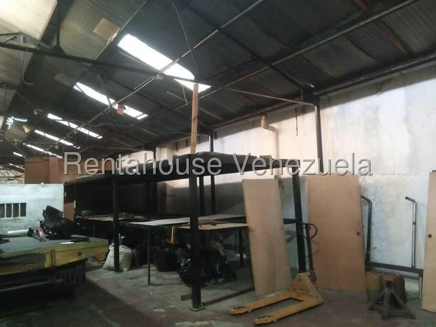 Comercial (Local Comercial) en Venta en Puente Hierro, Distrito Metropolitano - 14
