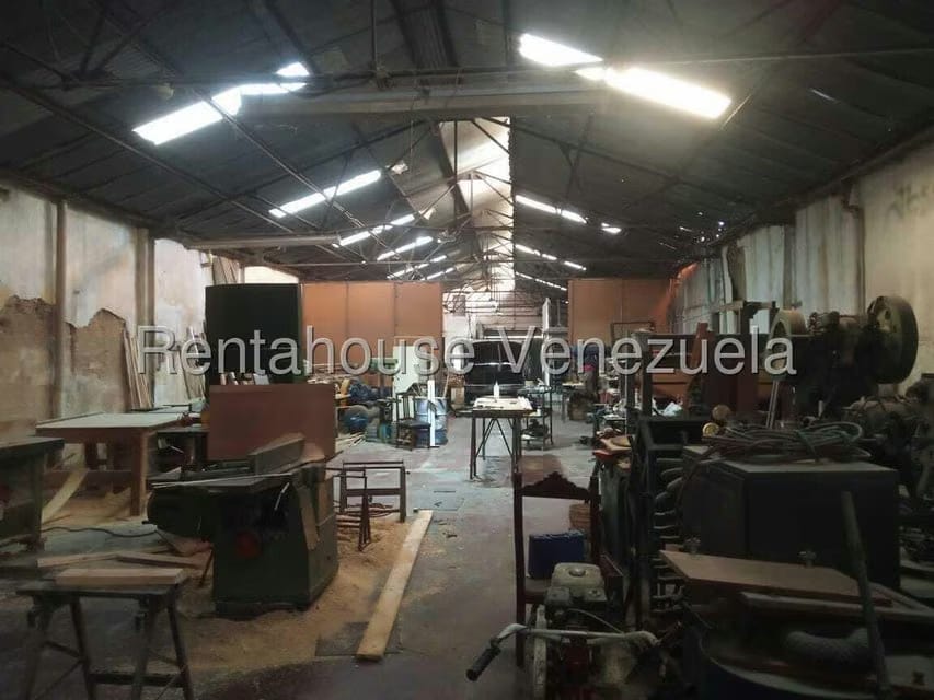 Comercial (Local Comercial) en Venta en Puente Hierro, Distrito Metropolitano - 5