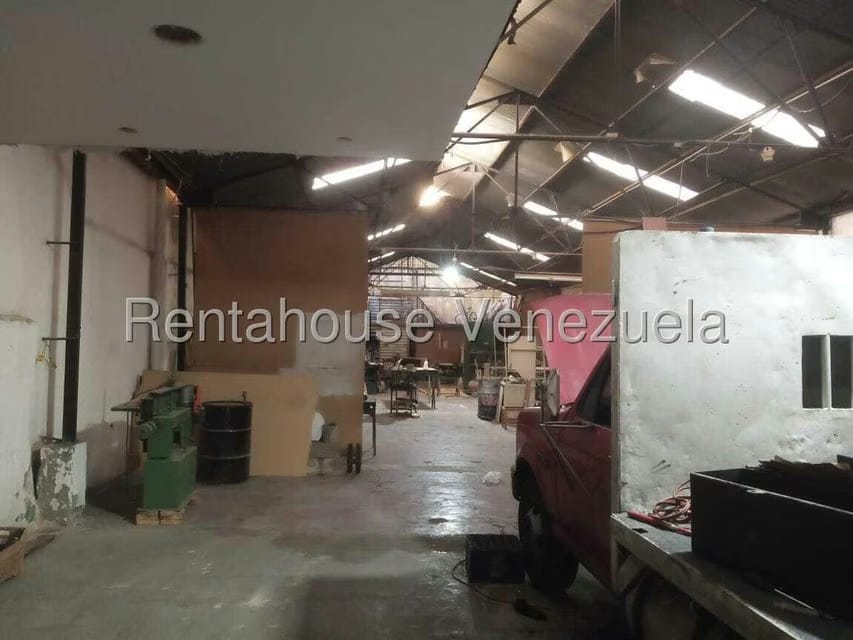 Comercial (Local Comercial) en Venta en Puente Hierro, Distrito Metropolitano - 8