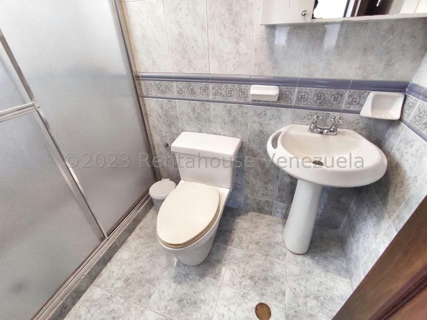 Casa (Multipes Niveles) en Venta en Los Naranjos del Cafetal, Distrito Metropolitano - 20