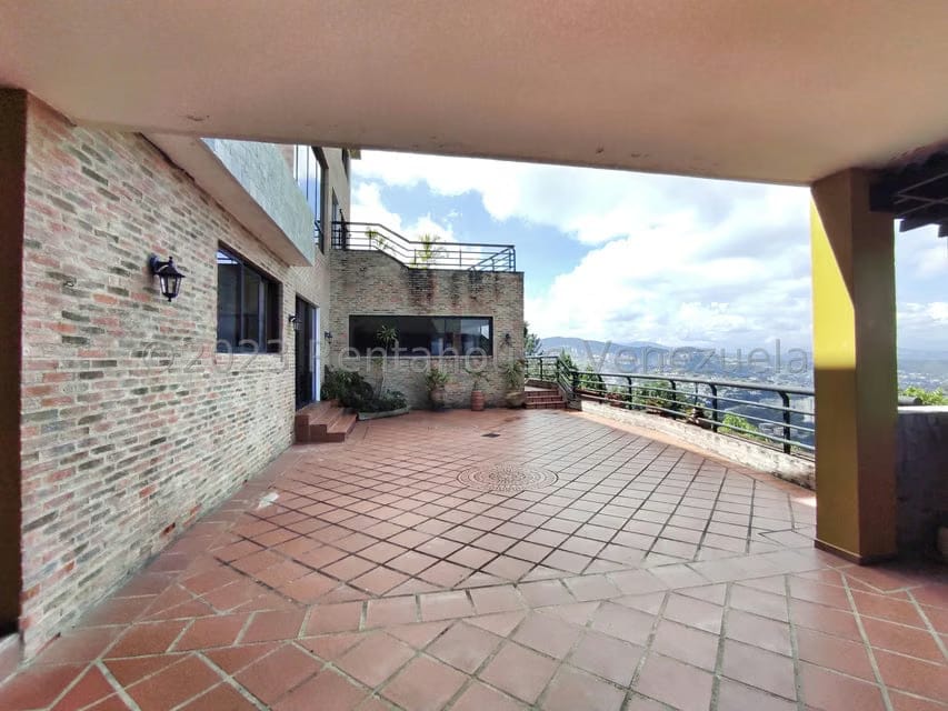 Casa (Multipes Niveles) en Venta en Los Naranjos del Cafetal, Distrito Metropolitano - 29