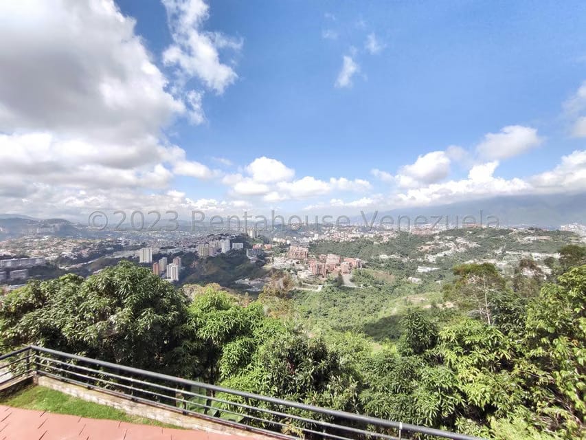 Casa (Multipes Niveles) en Venta en Los Naranjos del Cafetal, Distrito Metropolitano - 31
