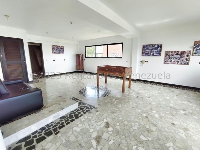Casa (Multipes Niveles) en Venta en Los Naranjos del Cafetal, Distrito Metropolitano - 6