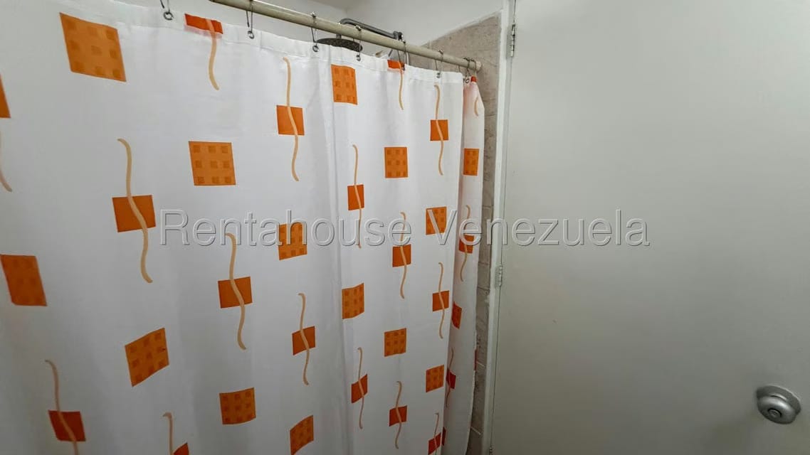 Casa (1 Nivel) en Venta en La Riberena, Lara - 28