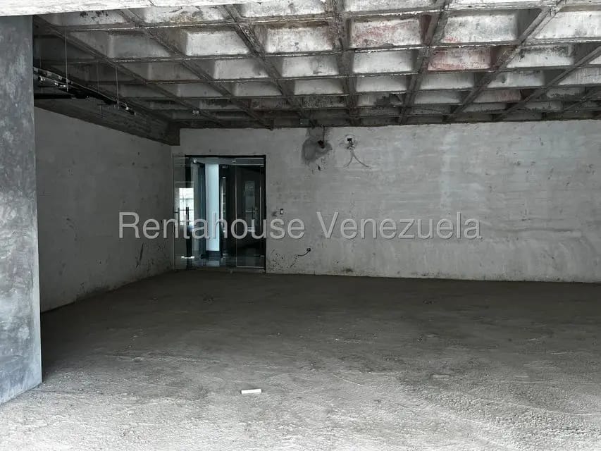 Comercial (Oficina) en Alquiler en Los Naranjos del Cafetal, Distrito Metropolitano - 12