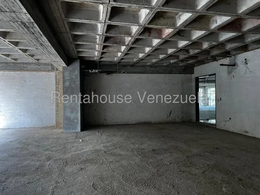 Comercial (Oficina) en Alquiler en Los Naranjos del Cafetal, Distrito Metropolitano - 14