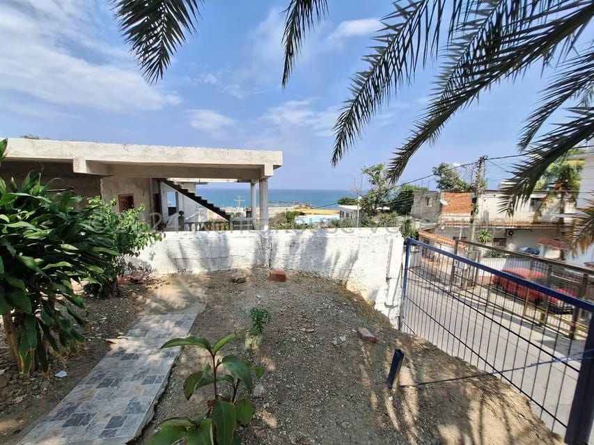 Casa (Casas de Playa) en Venta en Playa Verde, Vargas - 26