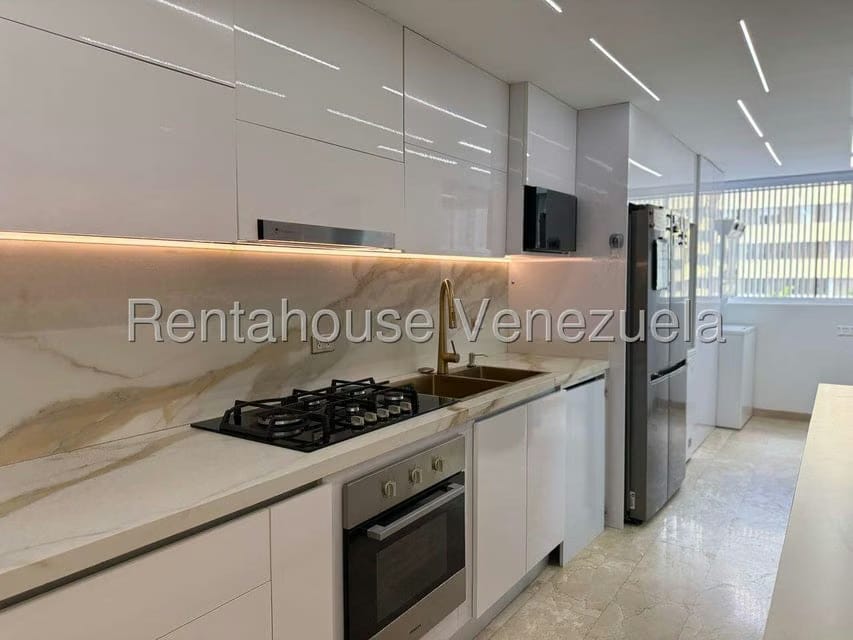 Apartamento (1 Nivel) en Venta en Los Naranjos del Cafetal, Distrito Metropolitano - 11