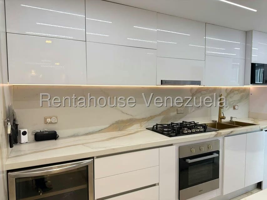 Apartamento (1 Nivel) en Venta en Los Naranjos del Cafetal, Distrito Metropolitano - 12