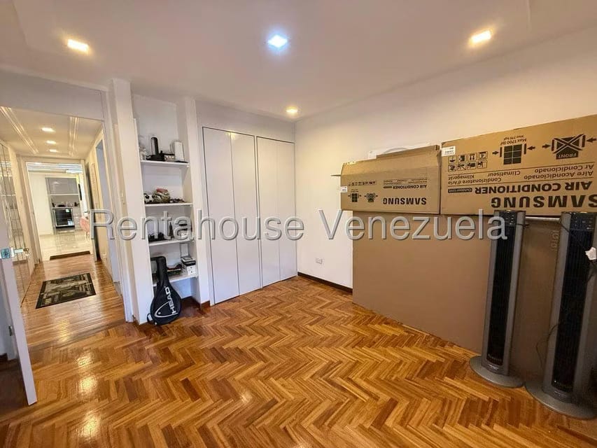 Apartamento (1 Nivel) en Venta en Los Naranjos del Cafetal, Distrito Metropolitano - 28