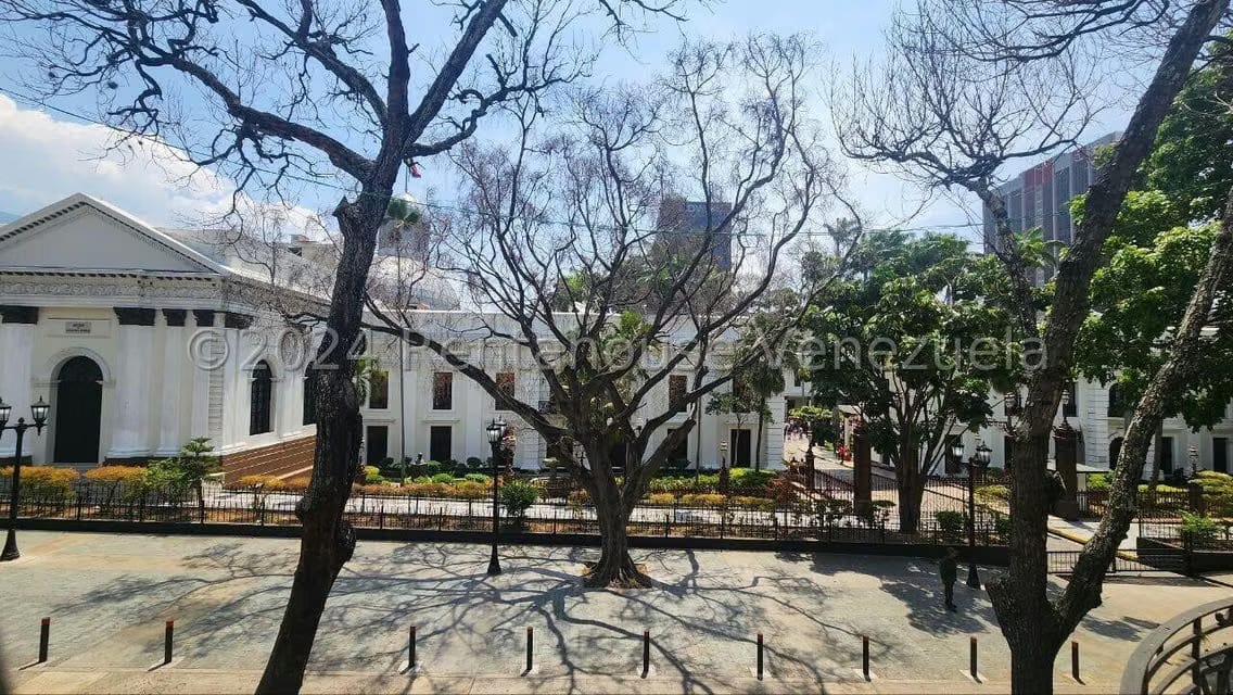 Comercial (Local Comercial) en Venta en Centro, Distrito Metropolitano - 3