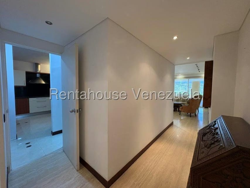 Apartamento (1 Nivel) en Venta en Los Pomelos, Distrito Metropolitano - 2