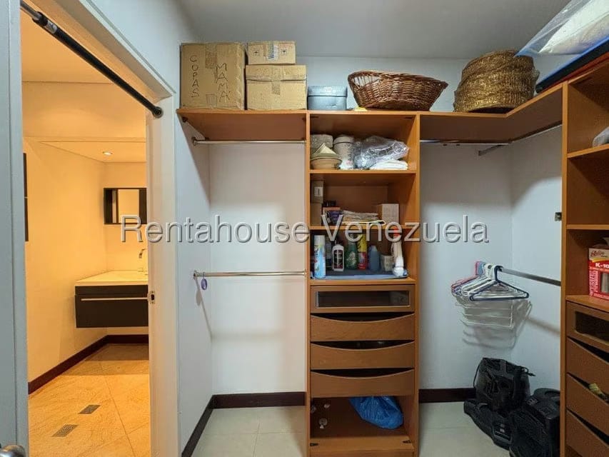 Apartamento (1 Nivel) en Venta en Los Pomelos, Distrito Metropolitano - 25