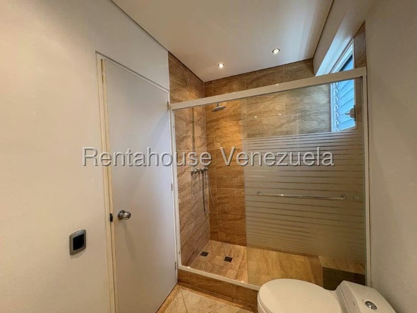 Apartamento (1 Nivel) en Venta en Los Pomelos, Distrito Metropolitano - 26