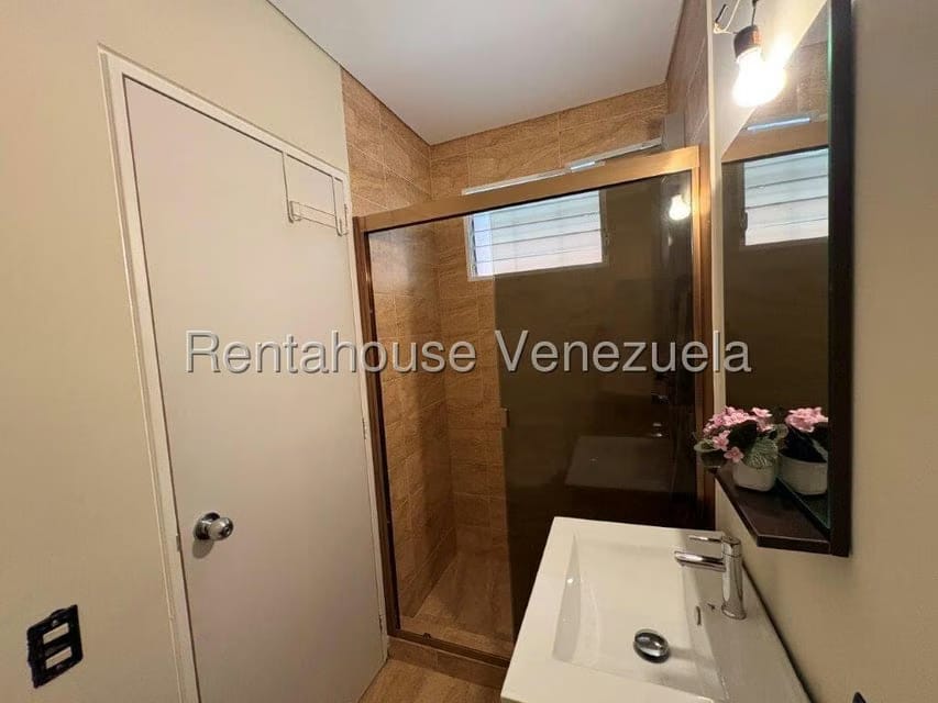 Apartamento (1 Nivel) en Venta en Los Pomelos, Distrito Metropolitano - 32