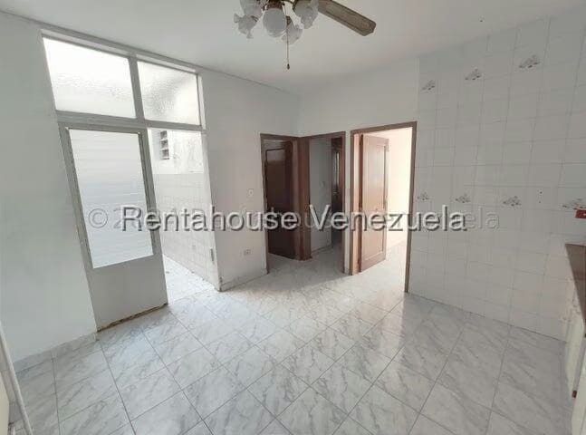 Comercial (Local Comercial) en Venta en Centro, Lara - 17