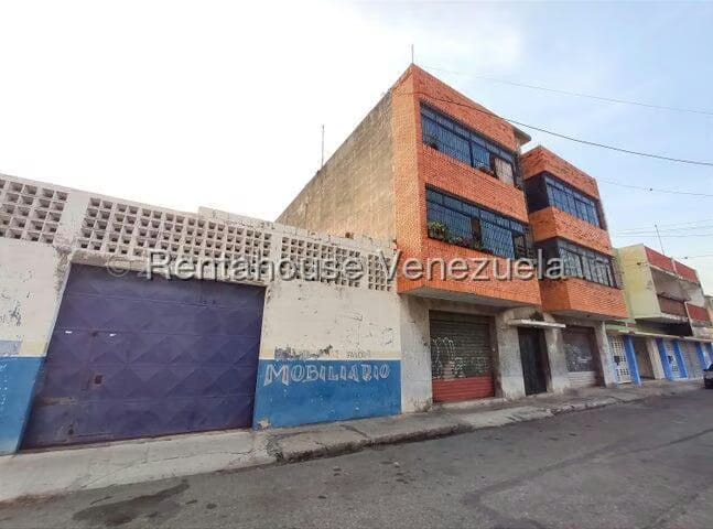 Comercial (Local Comercial) en Venta en Centro, Lara - 3