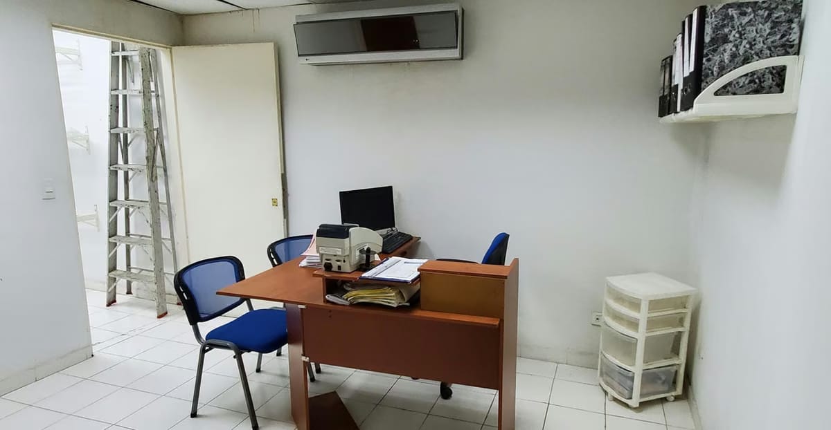 Comercial (Local Comercial) en Venta en Los Samanes, Distrito Metropolitano - 21