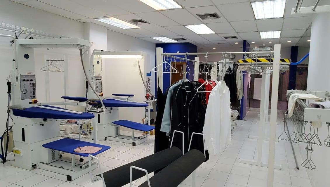 Comercial (Local Comercial) en Venta en Los Samanes, Distrito Metropolitano - 9